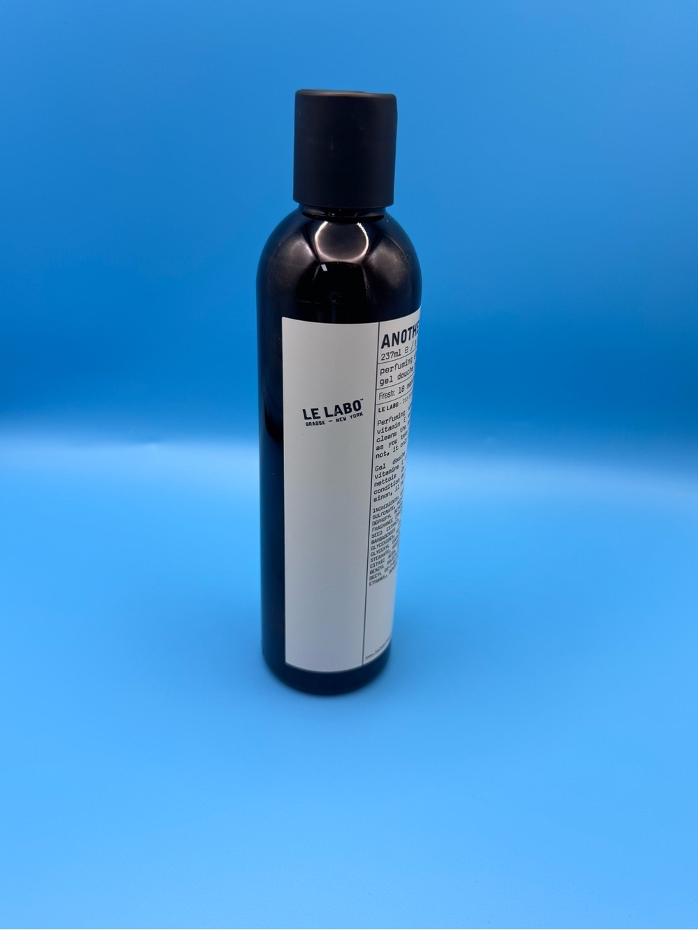 Le Labo ANOTHER 13 perfuming shower gel 8oz/237ml - Picture 3 of 5